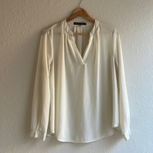 Gorgeous sheer top from Rose and Olivia in size M